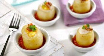 Patatas al horno con salsa de tomate