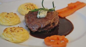 Filete de ternera con salsa de oporto y mostaza