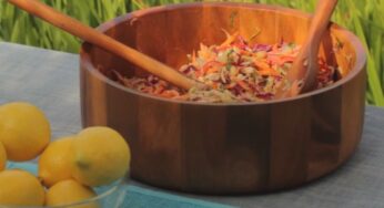 Cómo hacer una ensalada asiática en casa