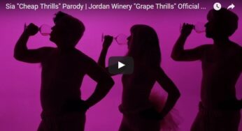 Los empleados de la bodega Jordan Vineyard & Winery parodian un vídeo de la cantante Sia en la vendimia